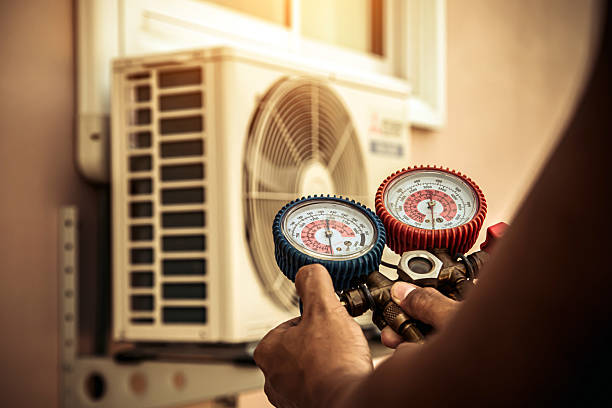 Professional Hvac technician working in Rigby, ID
